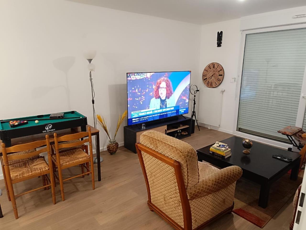 Bel Appartement Disponible Conflans-Sainte-Honorine Exterior foto