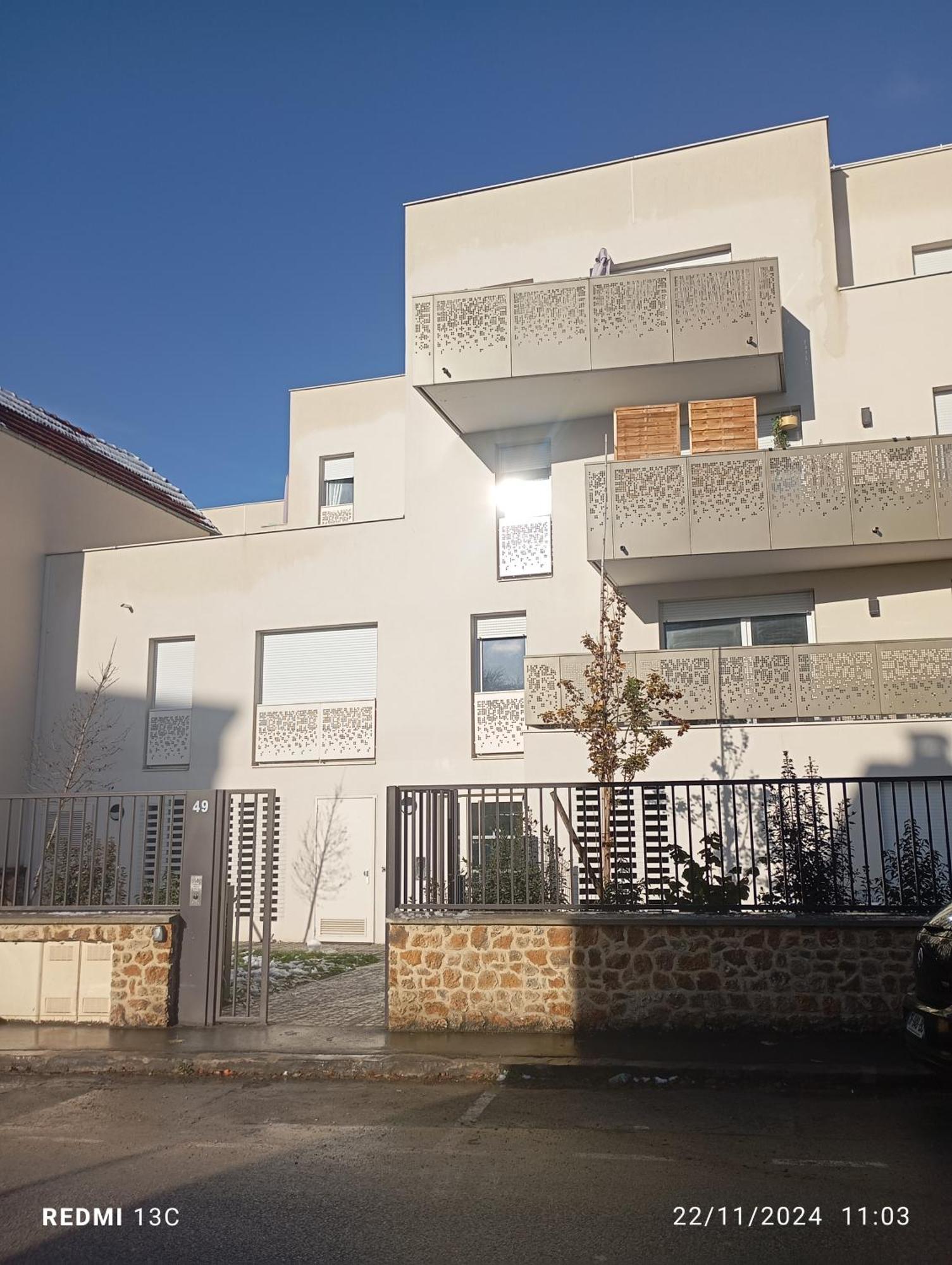 Bel Appartement Disponible Conflans-Sainte-Honorine Exterior foto